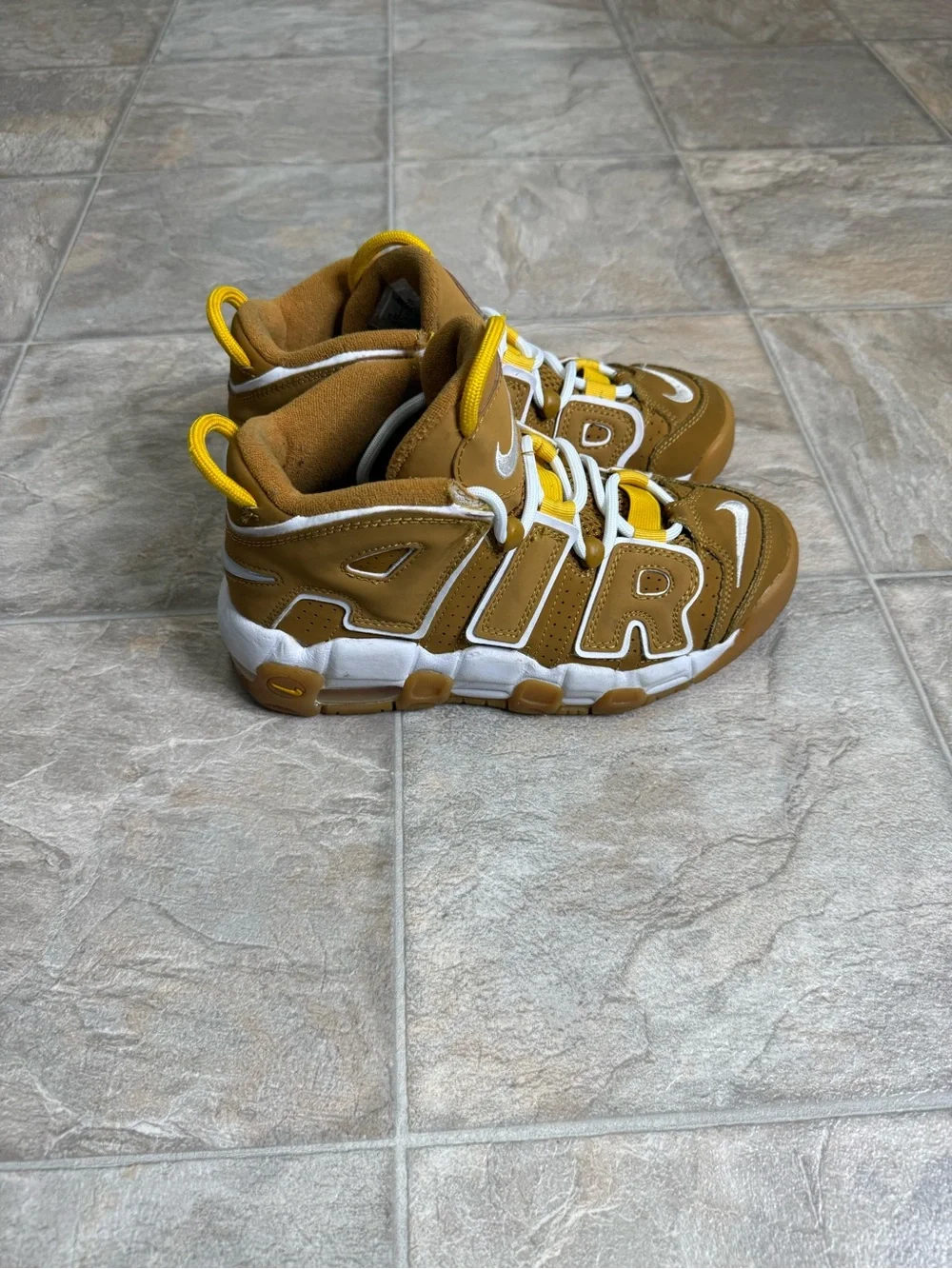 Nike Air More Uptempo Wheat GS Shoe Size 4.5Y Tan Preowned